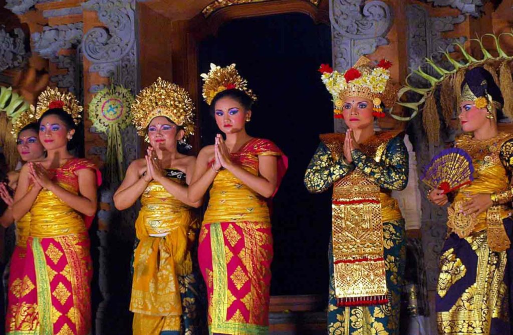 Indonesia aventura y relax