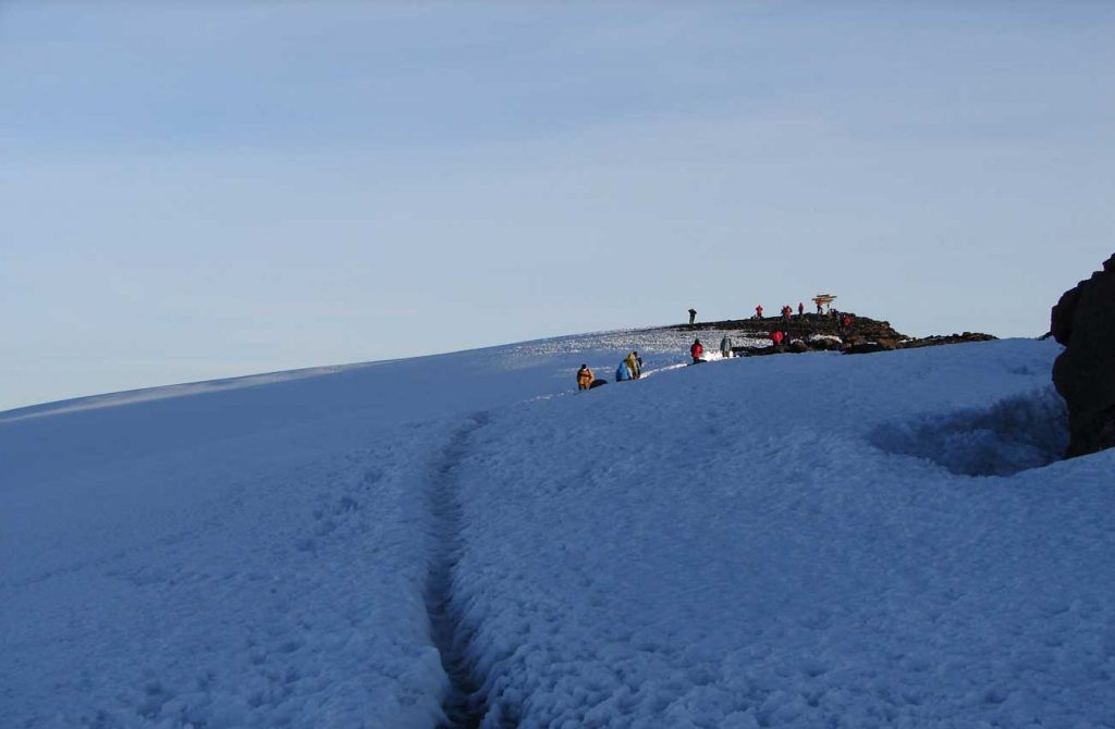 Expedición al Kilimanjaro Ruta Marangu