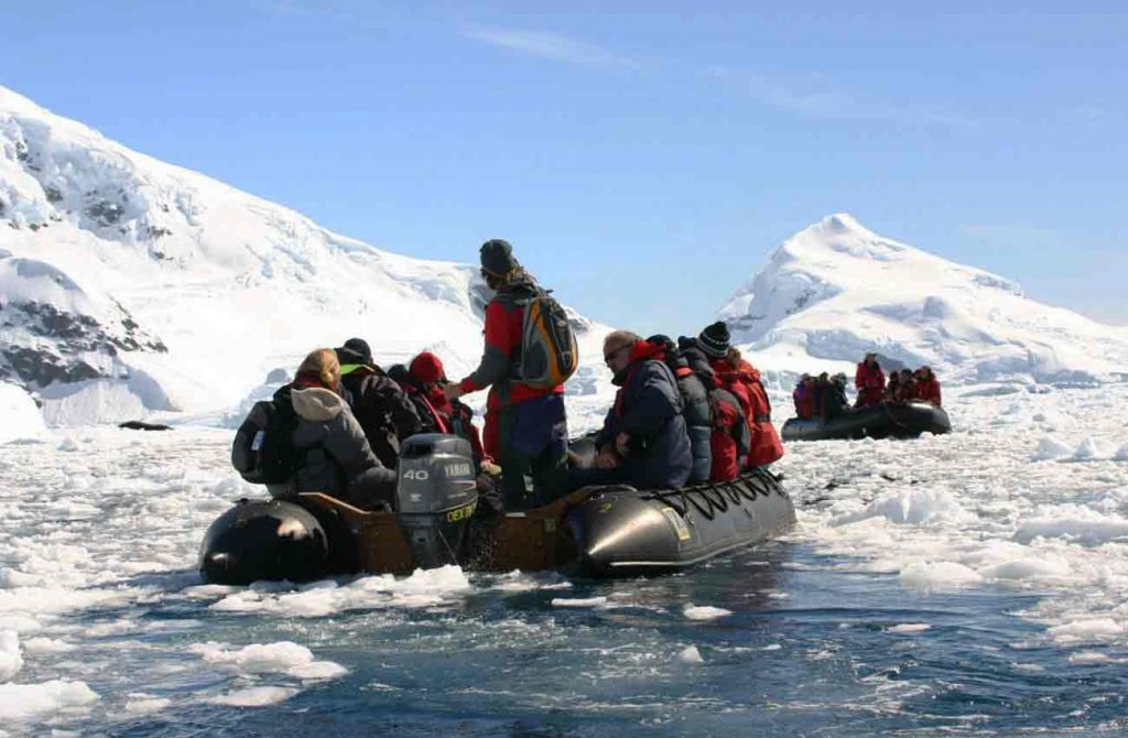 Explorando la península Antártica