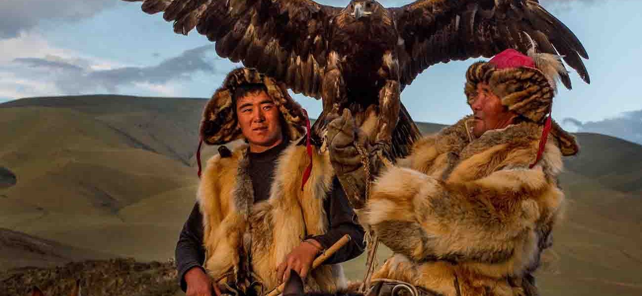 Looking Travel viaja a aventura en el Desierto de Gobi Aventura en el Desierto del Gobi