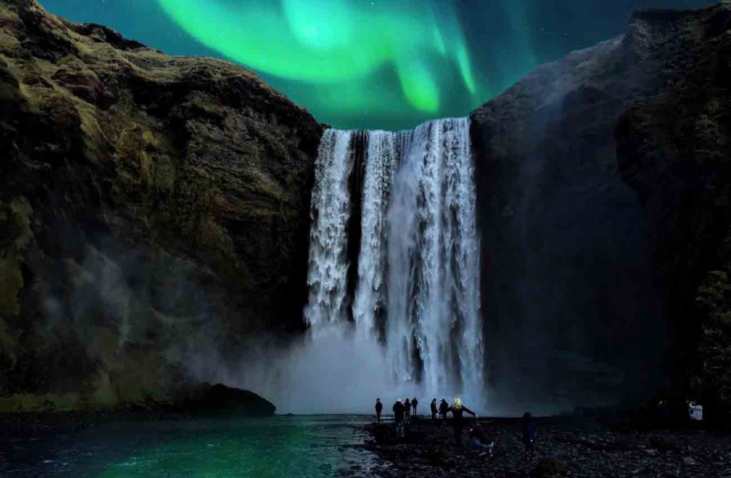 Toda Islandia con Auroras Boreales